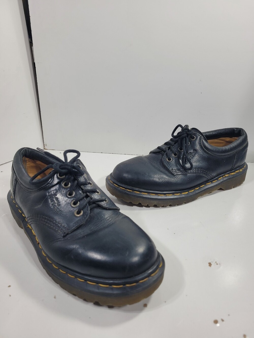 Vintage Dr Martens 8053 Made In England Black Leather Shoes UK 7 Mens 8 Womens 9